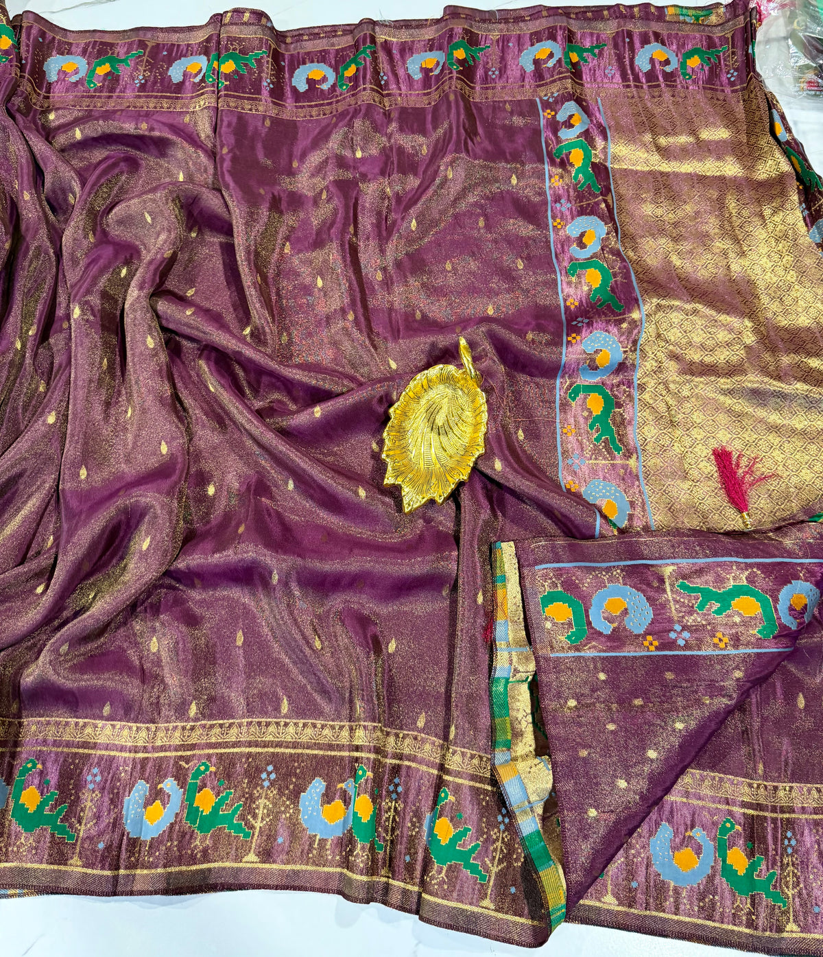 T-2998 wine  banaras Kanchi tissue Mashru borders saree