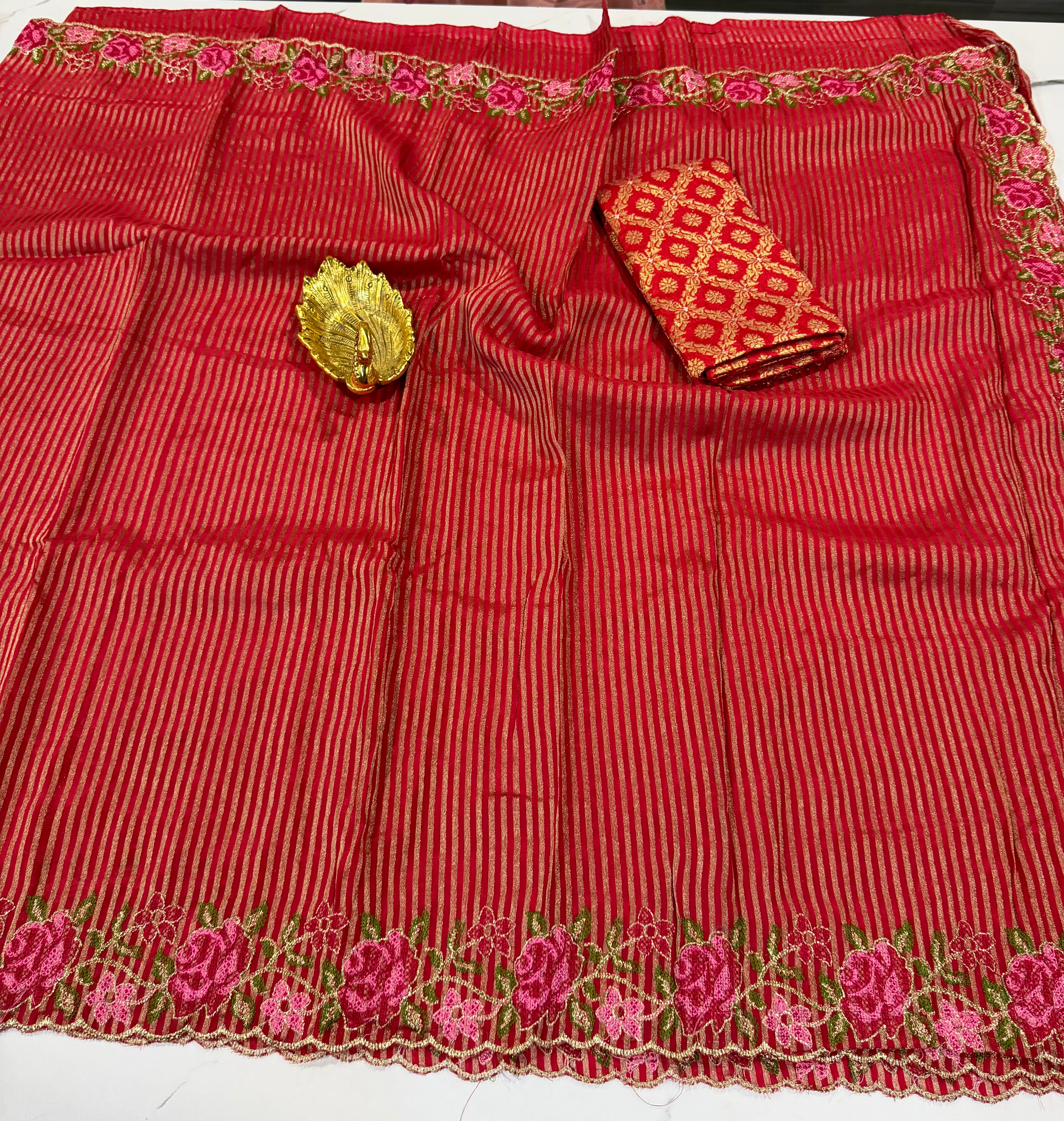 LD-T15 Banaras tissue Pettit saree Red