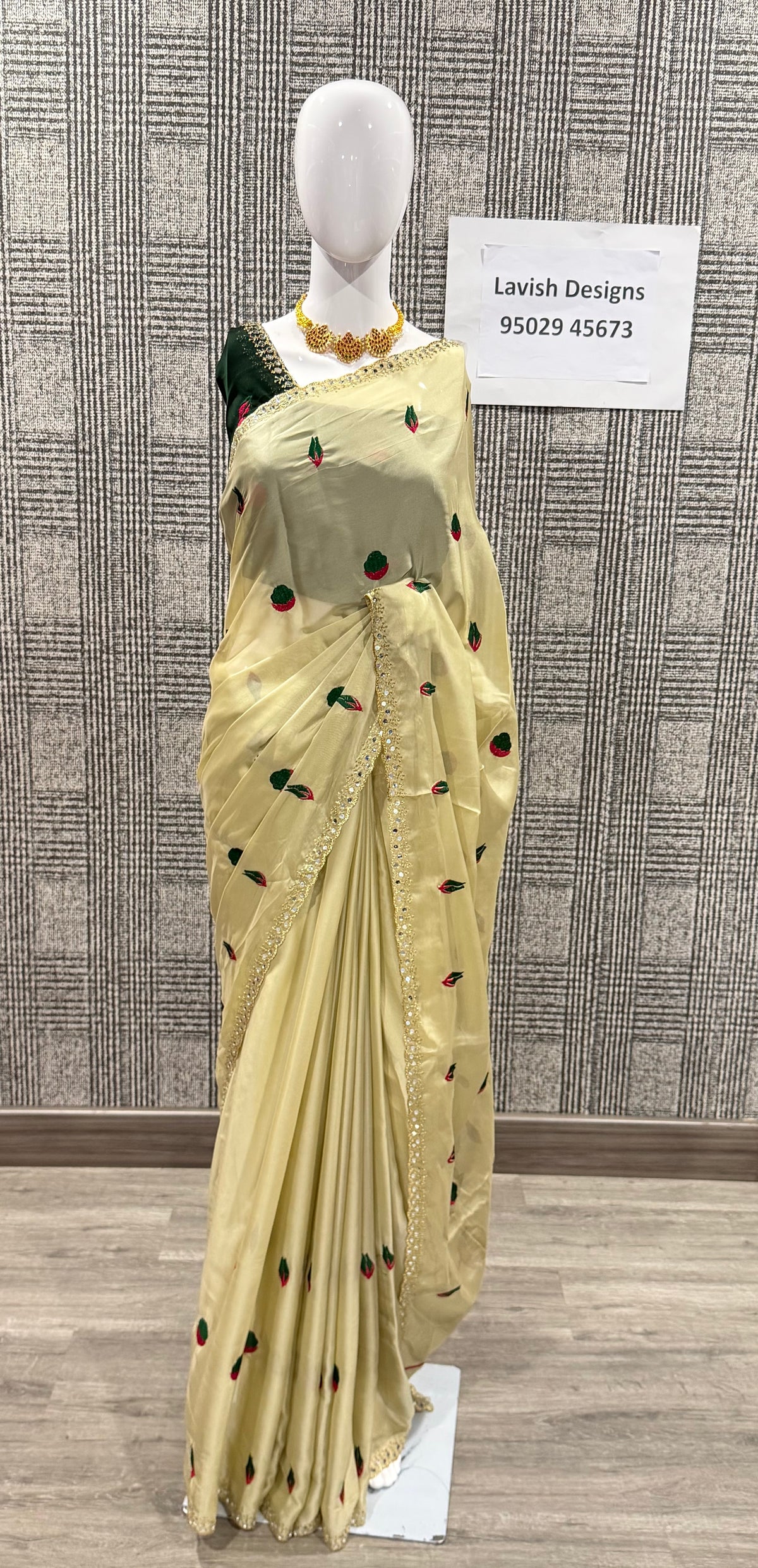 C-999 crème colour chinnon crepe saree