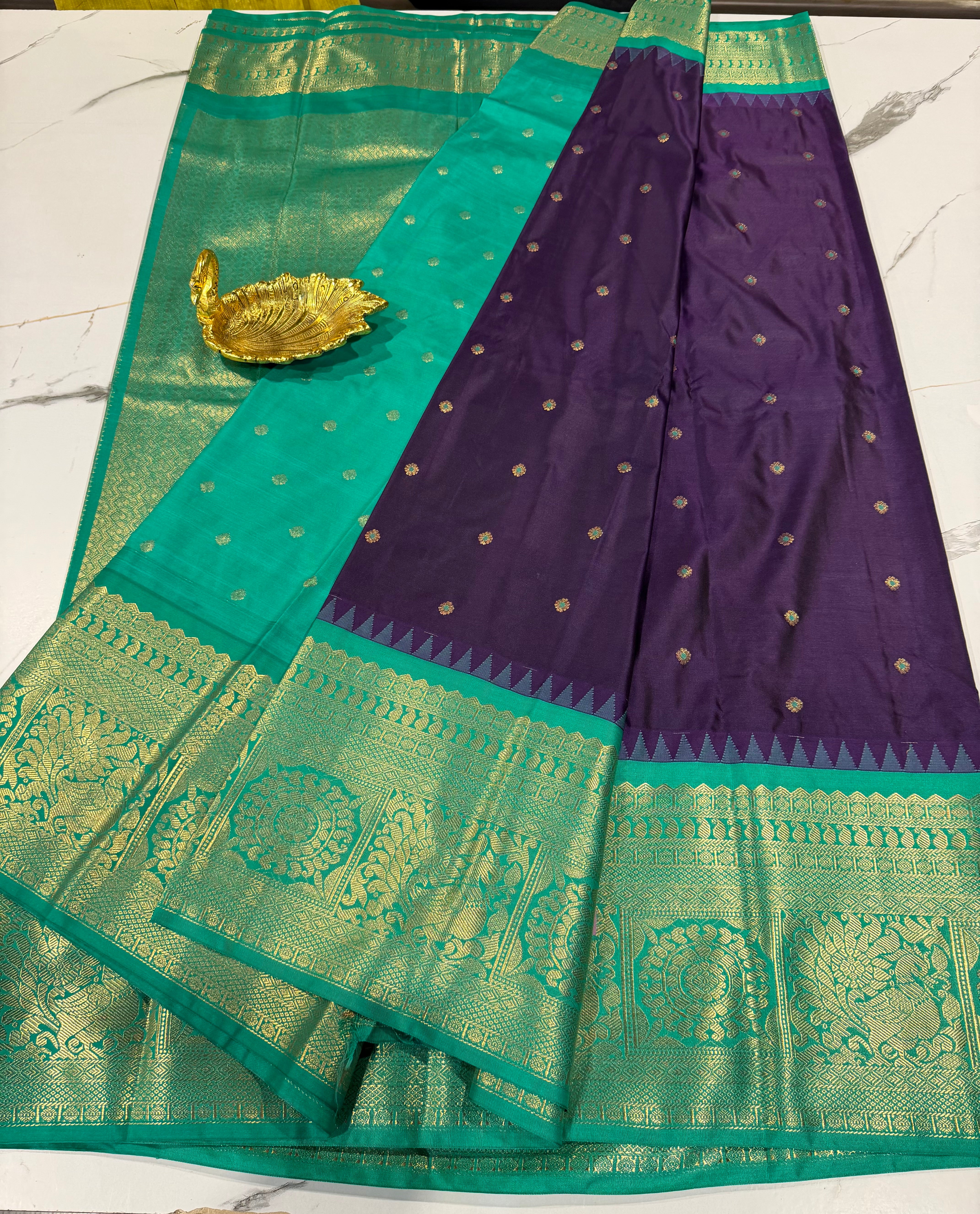 VG2 semi gadwal brinjal and green border saree