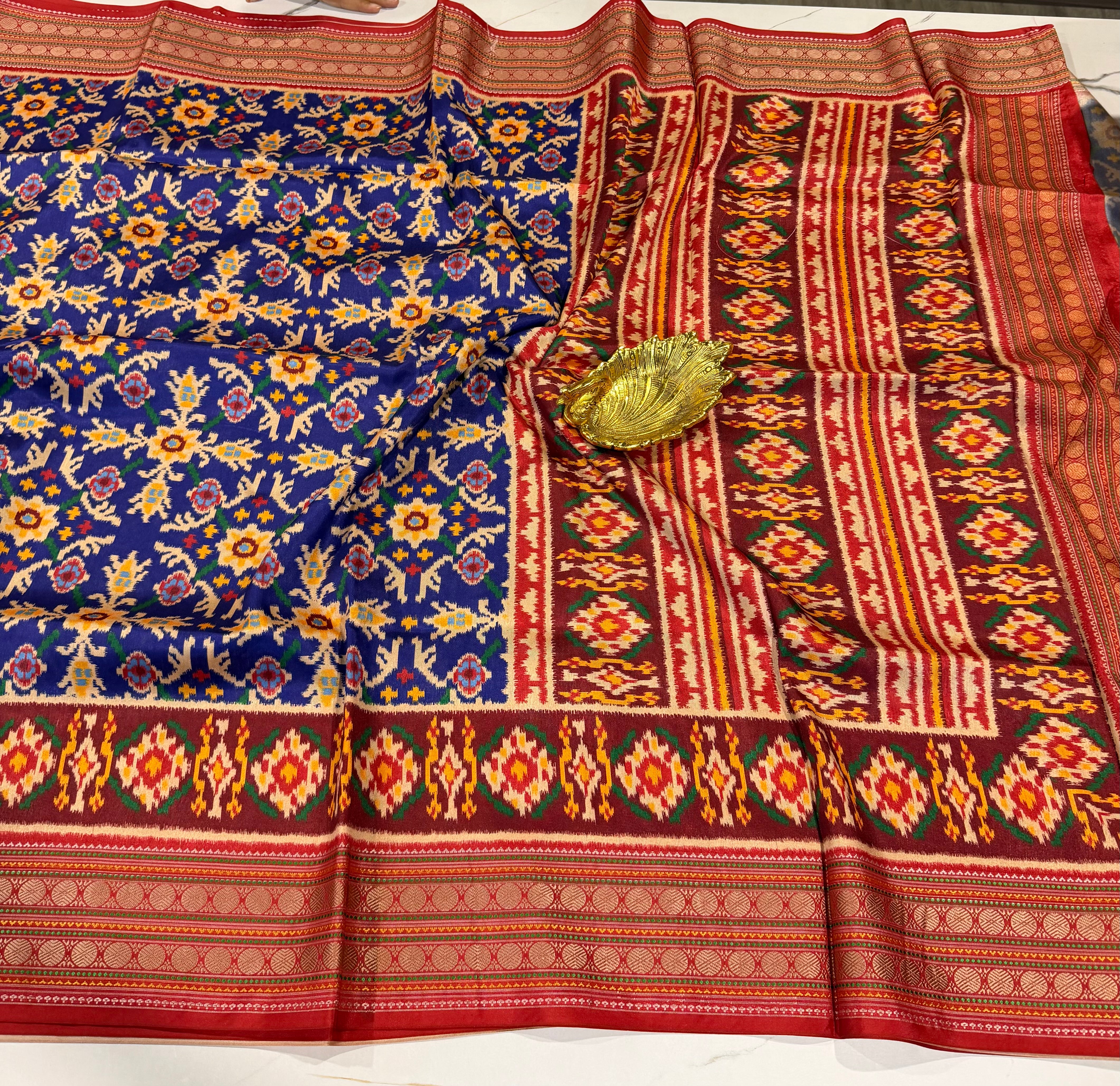 LD-1399 Rudraksha borders spun Patola blue saree