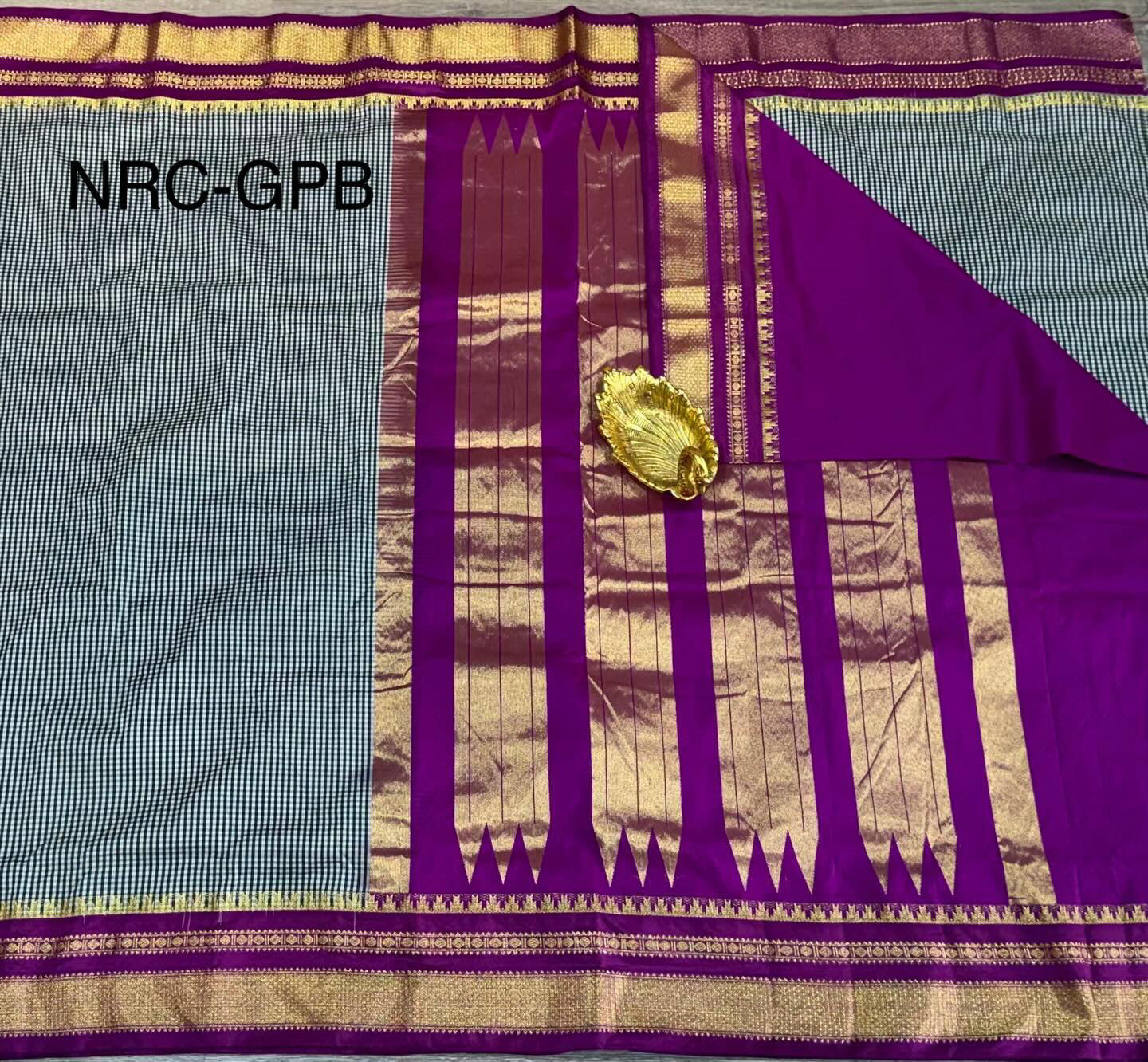 LD-N22Narayanpet Checks Semi green n purple with border