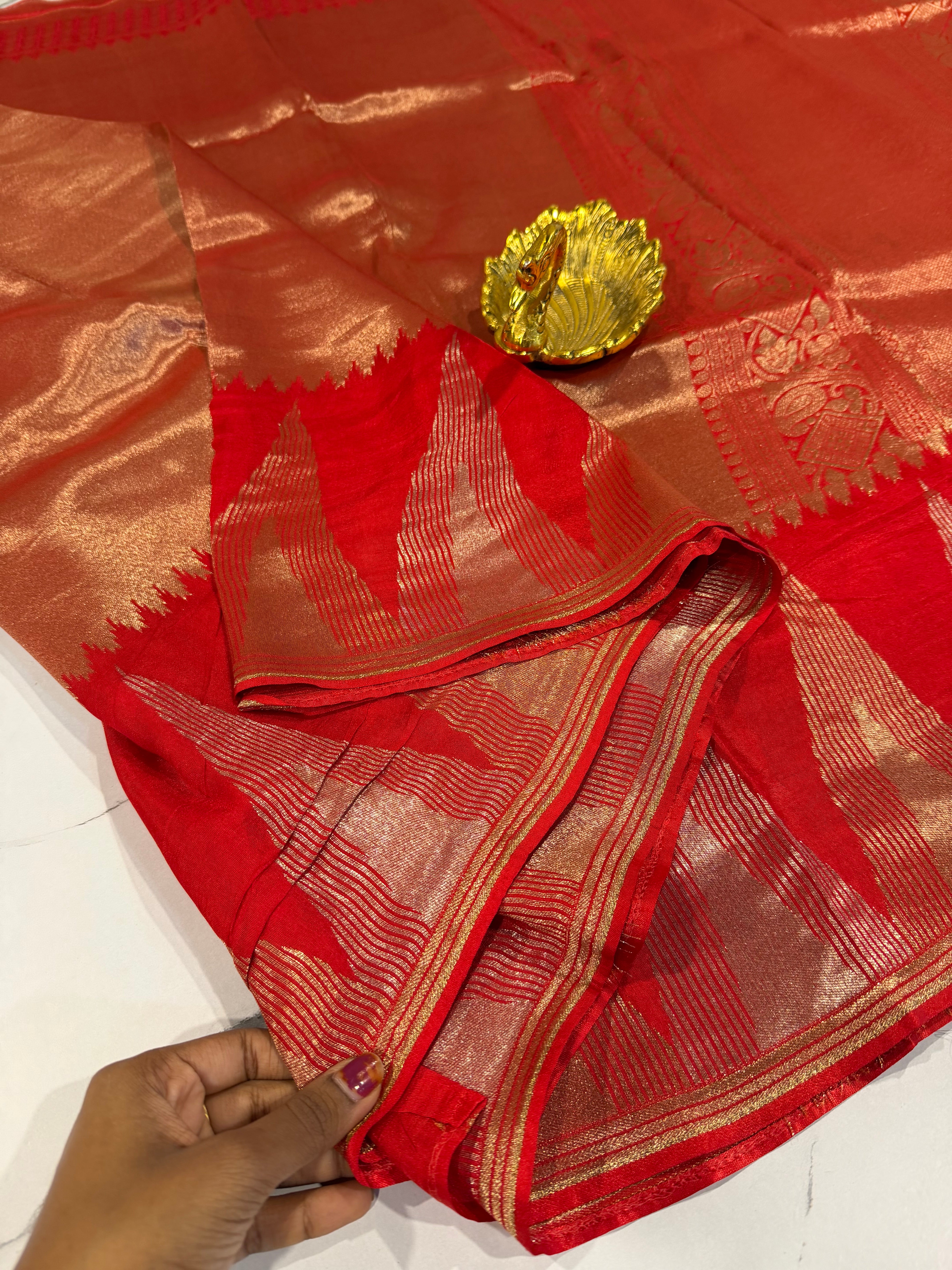 K-4599 red Kanchi temple tissue saree