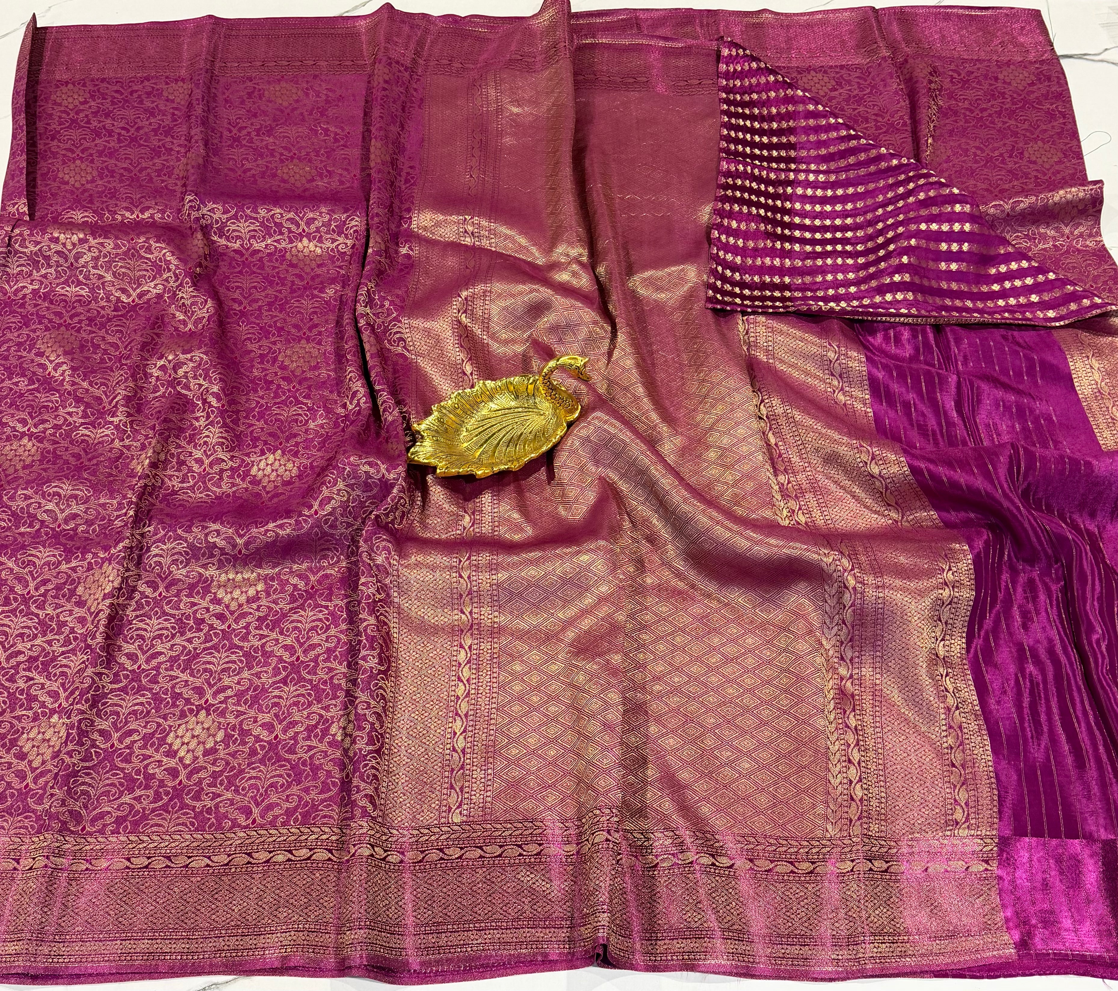 BC-41 Banaras crep brocade magenta pink colour saree