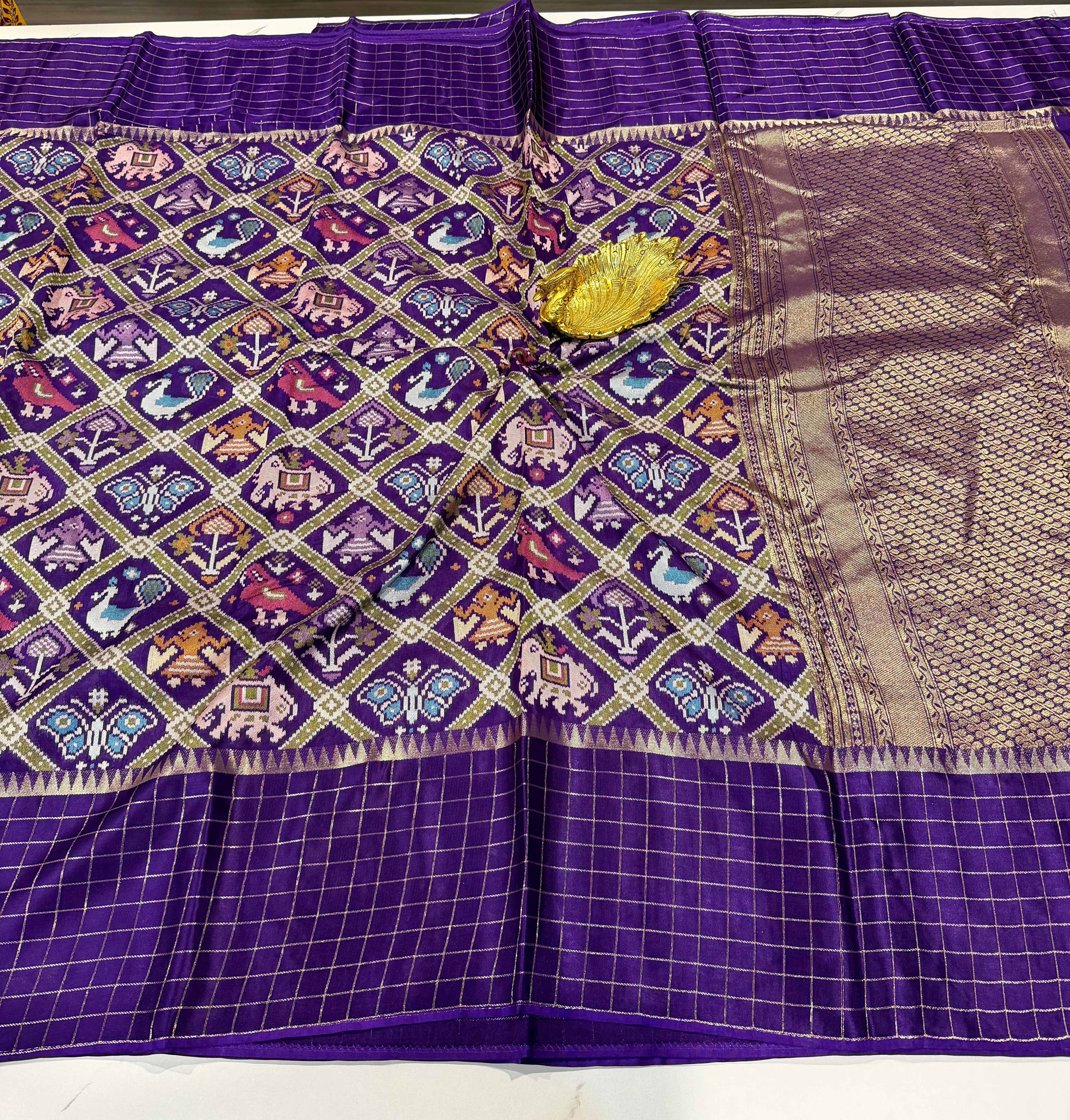 PTA-6 violet colour Patola saree