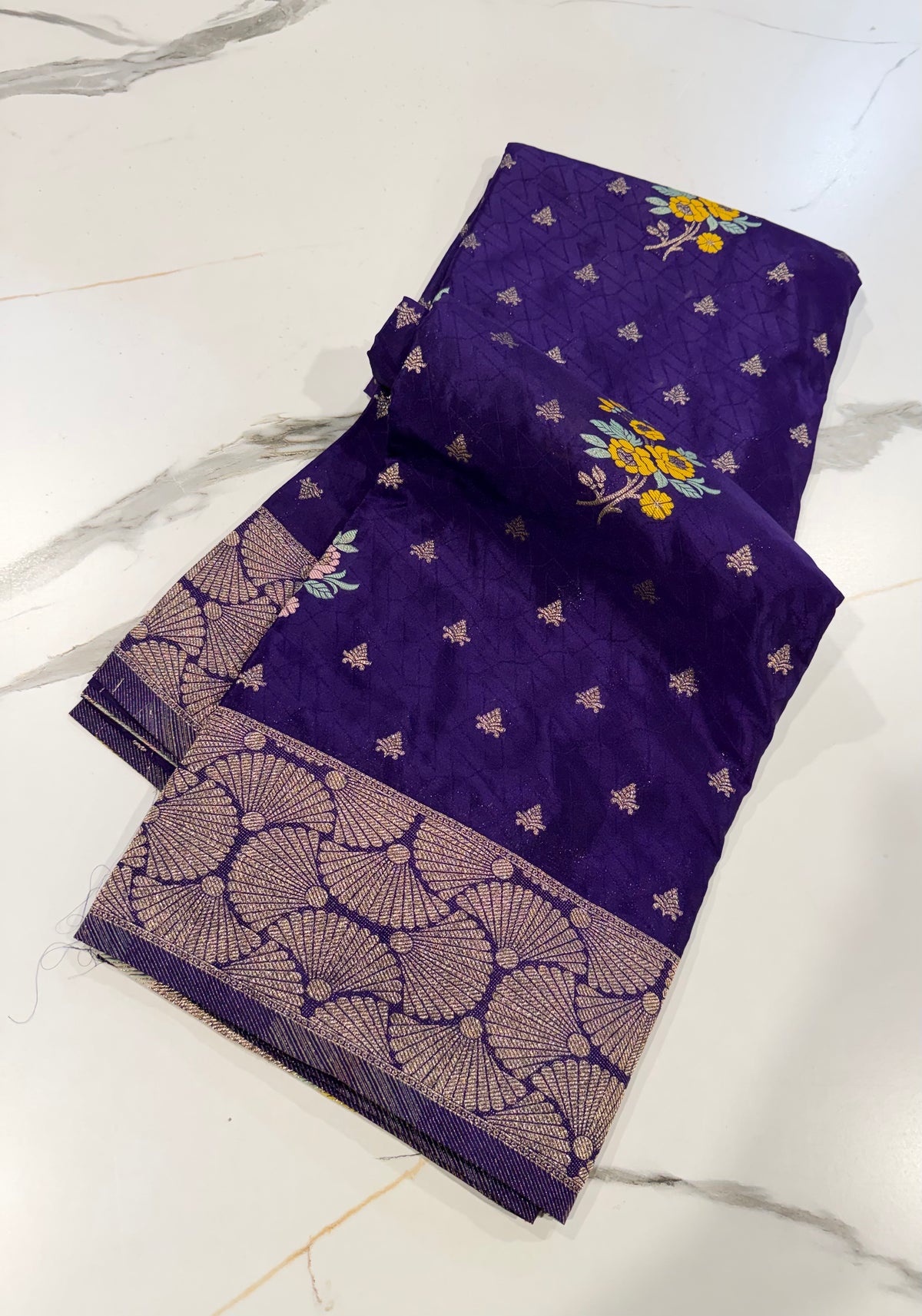Bz-1850 violet benny crepe saree