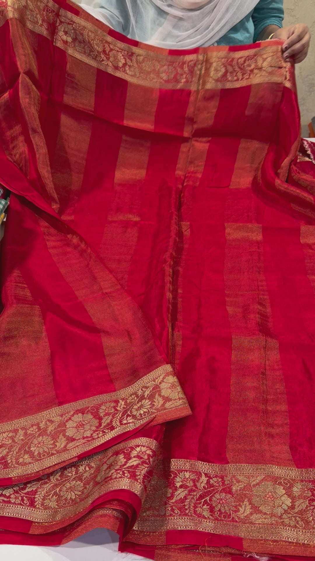 BM-2100 Red Mysore crepe sare with Bandini blouse