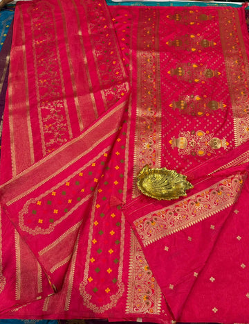 Mc-1399 Rani pink colour Moonga crepe vertical lines sarees