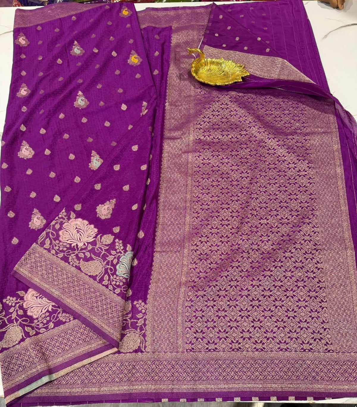 BC-1850 Purple colour benny crepe saree