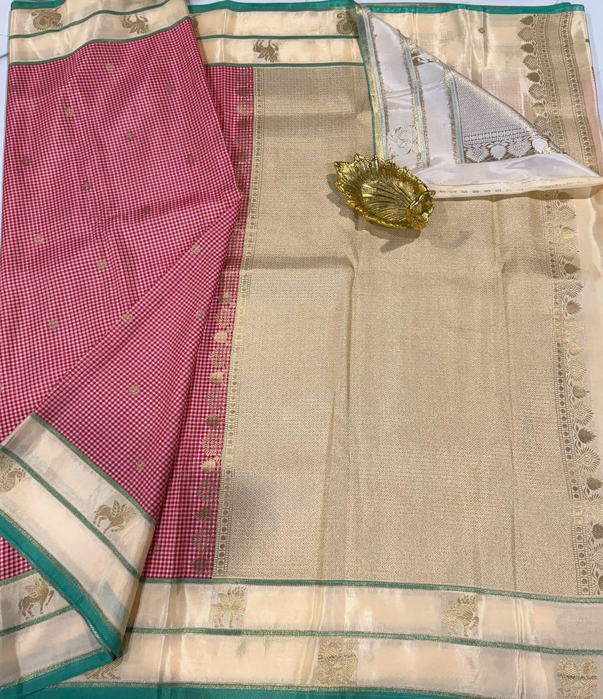 BV-4 Pink n cream colour Benaras viscous crepe saree
