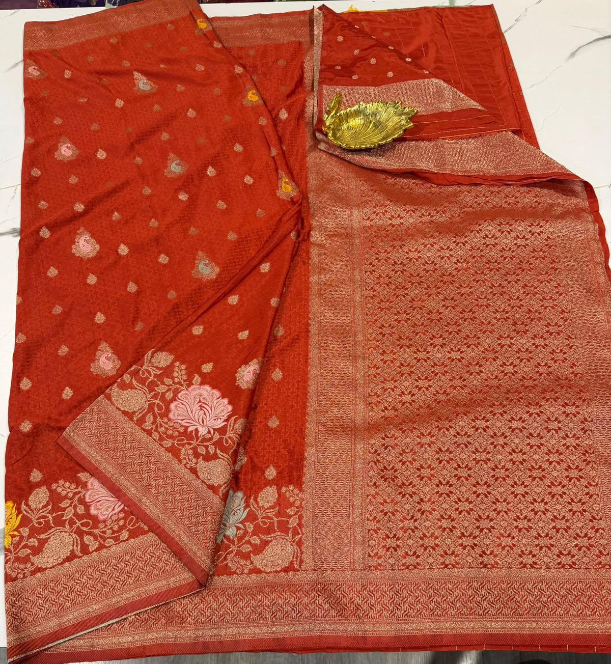 BC-1850 Rust colour benny crepe saree