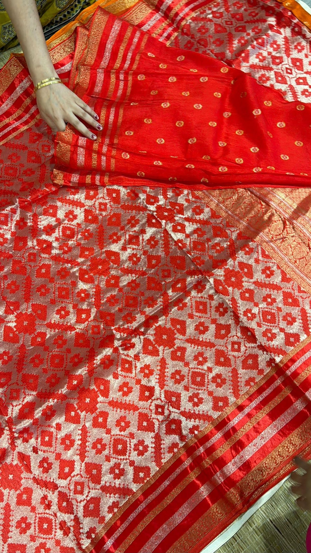 P-3900 Red colour patola saree
