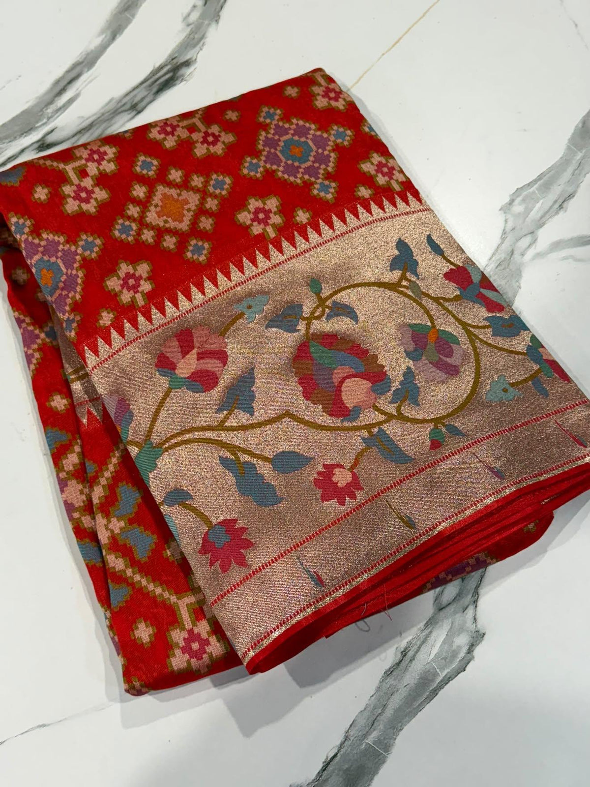 PZ-5999 Red colour Fusion Patola paithani saree