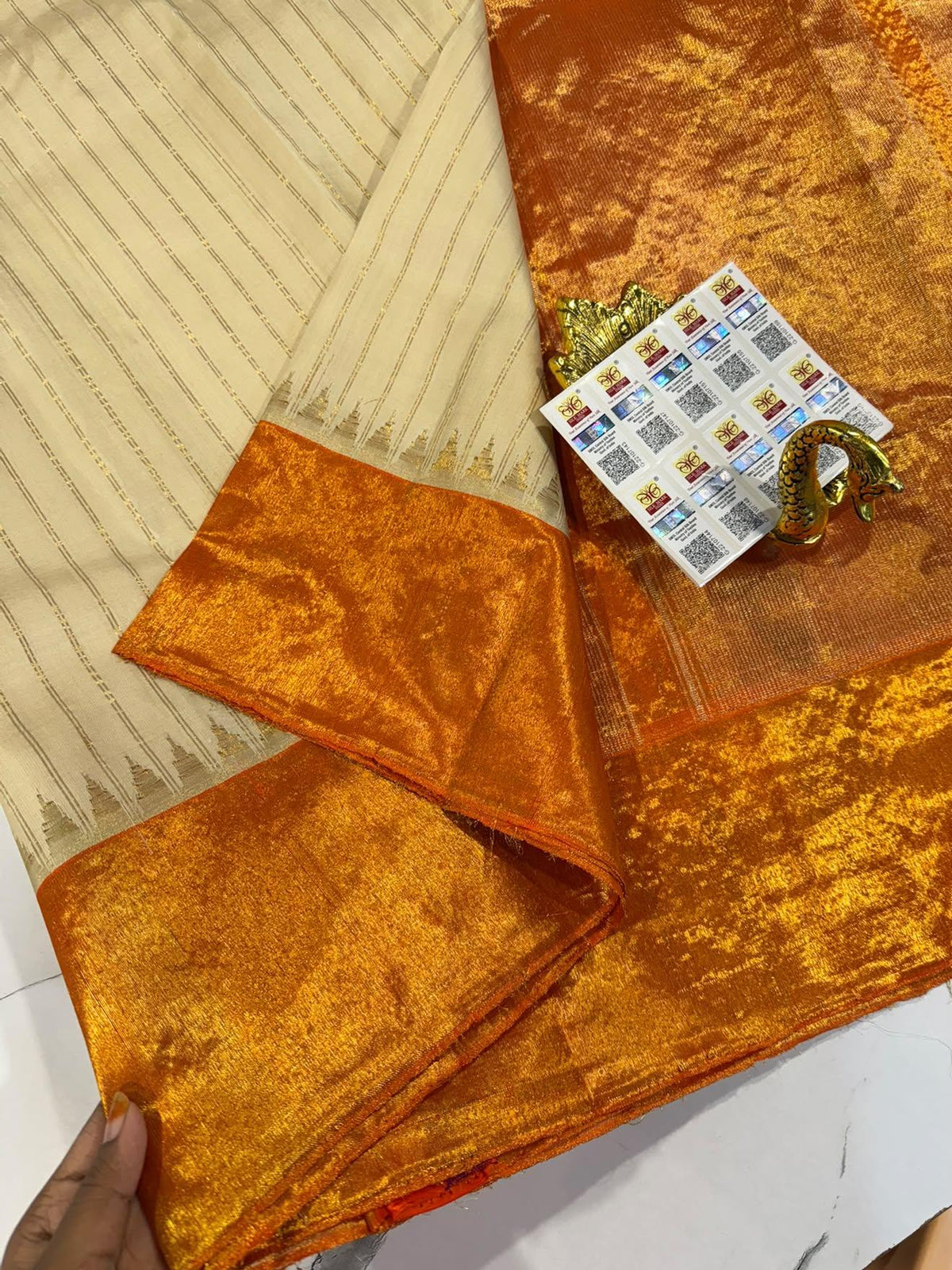 GA-14 Cream n orange colour Pure silk handloom Gadwal borders sarees