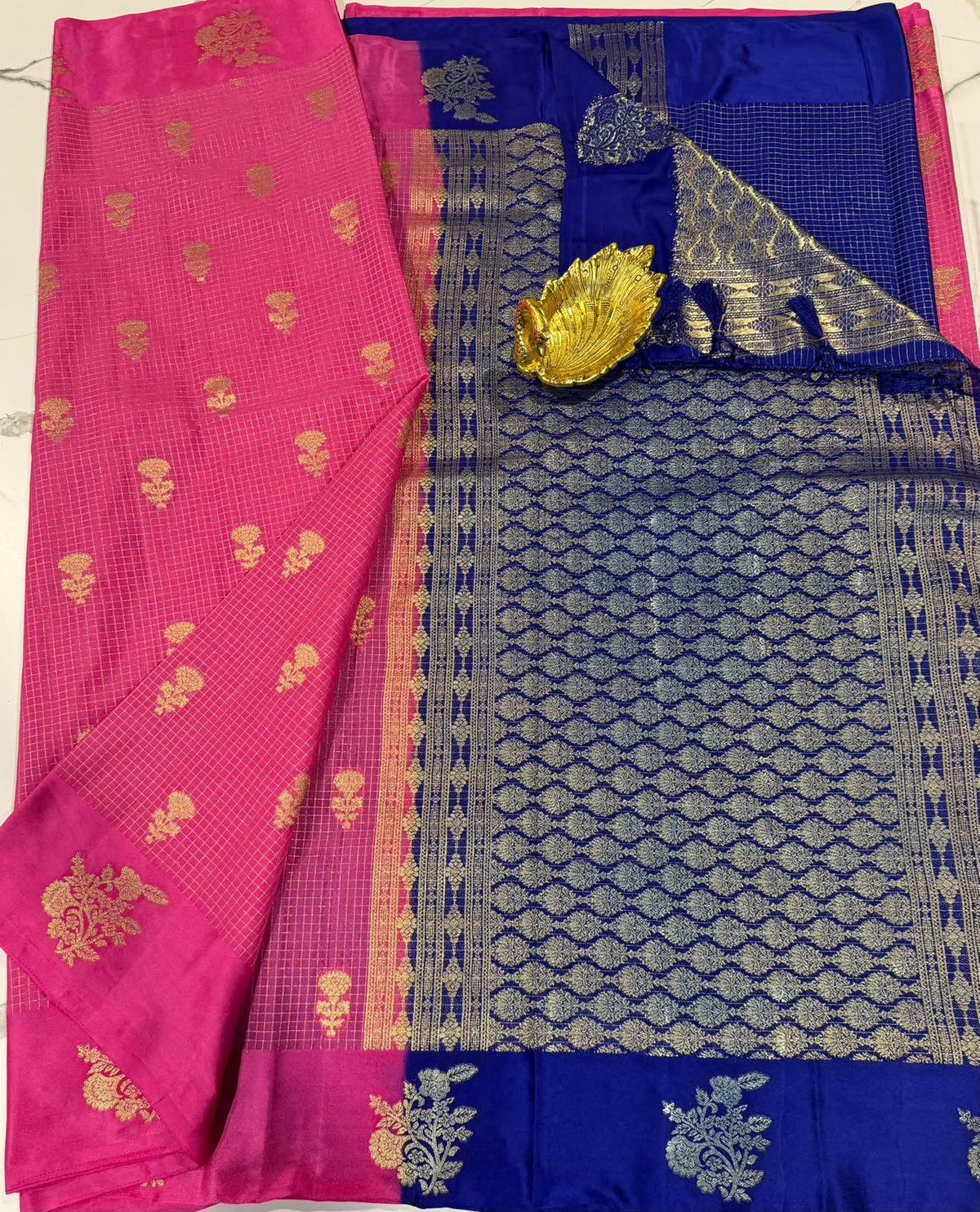 L-2050 Pink nd Violet colour Georgette satin borders saree