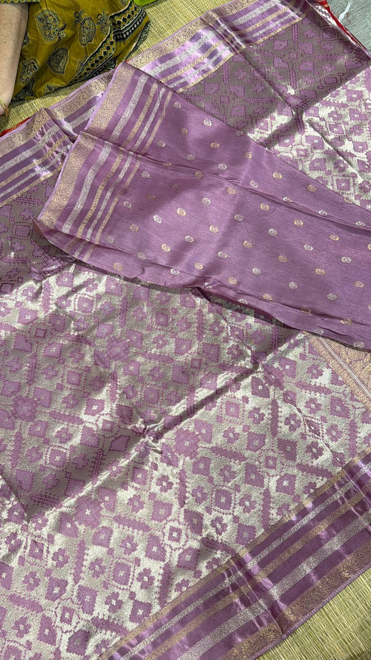 P-3900 Mauve colour patola saree