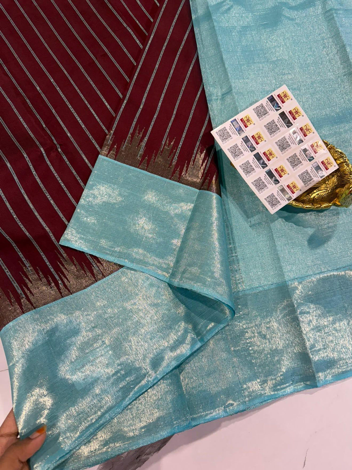 GA-14 Maroon n skyblue Pure silk handloom Gadwal borders sarees