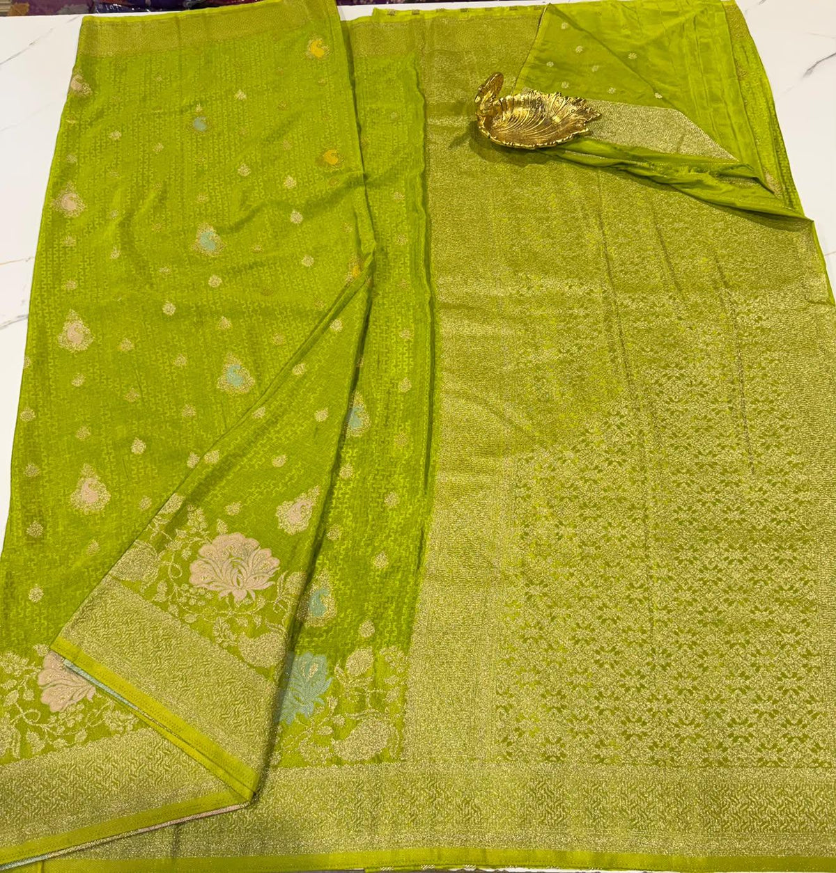 BC-1850 Pesara green colour benny crepe saree