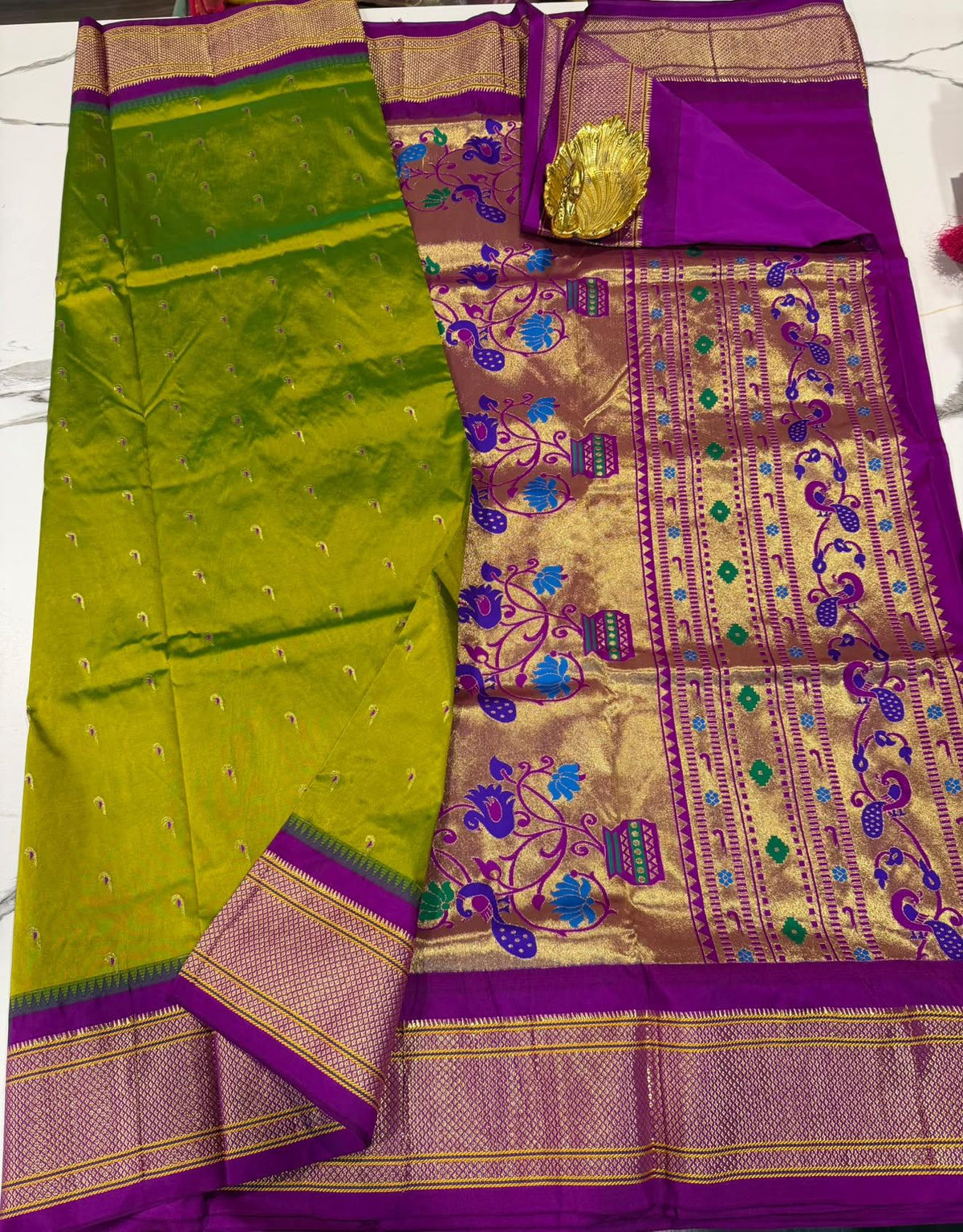 LD-N9 narayanapeta semi pattu kalneth green and megentha saree chakra butta