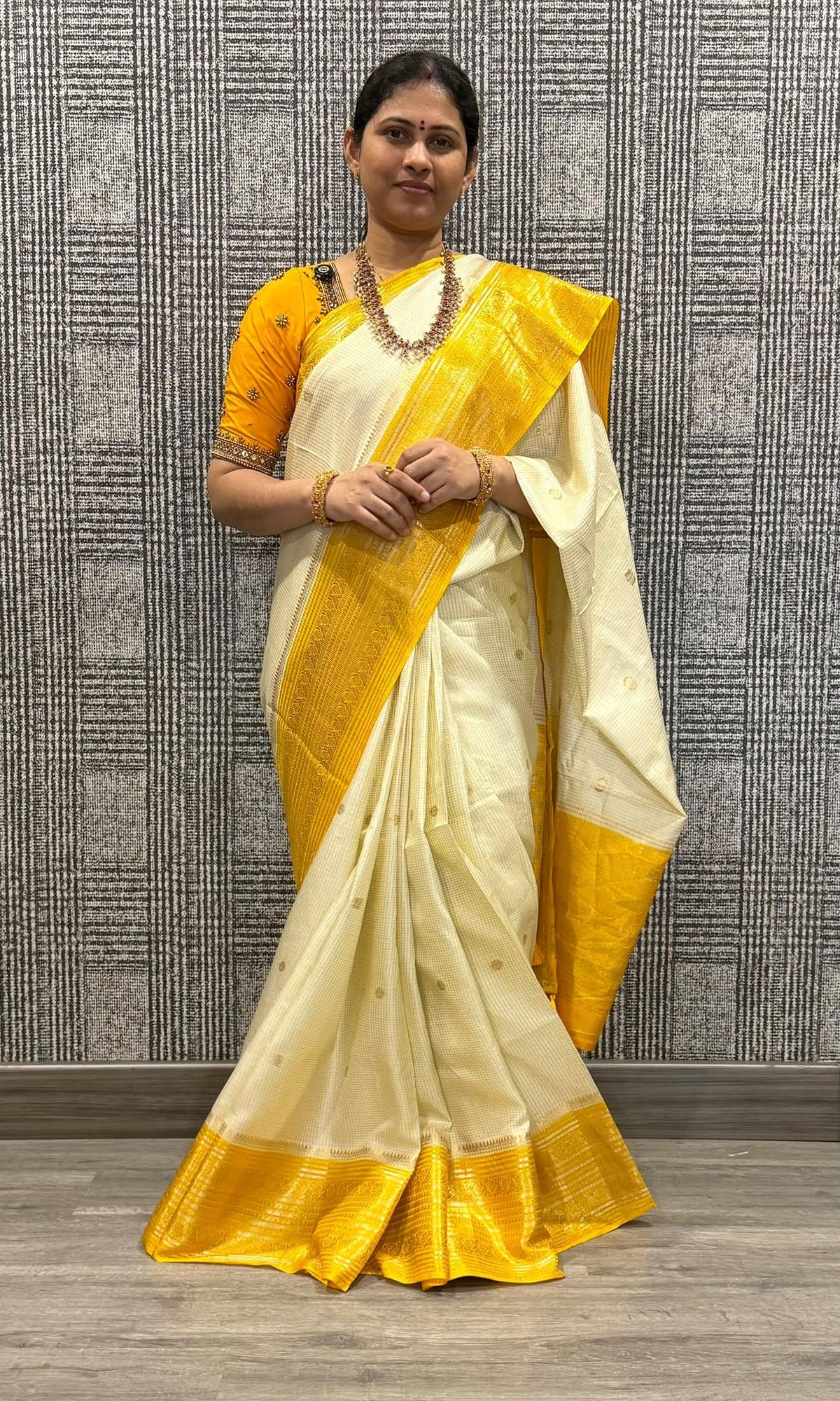 VKC2149BB - Cream colour with Yellow Brdr - Vintage Kanchi saree