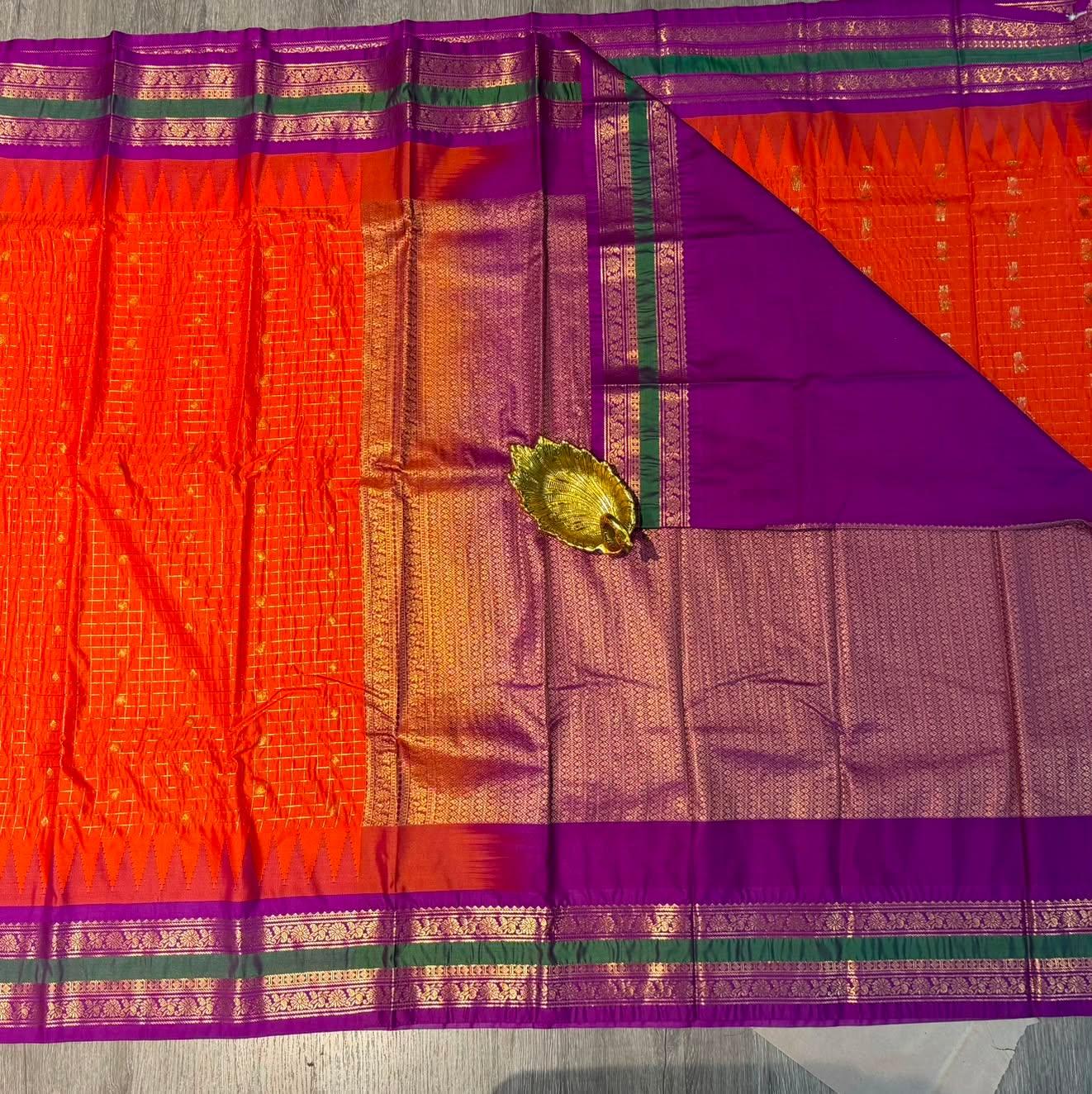 LD-G28 vintage Semi kanchi gadwal rust orange  and gap boarder with checks