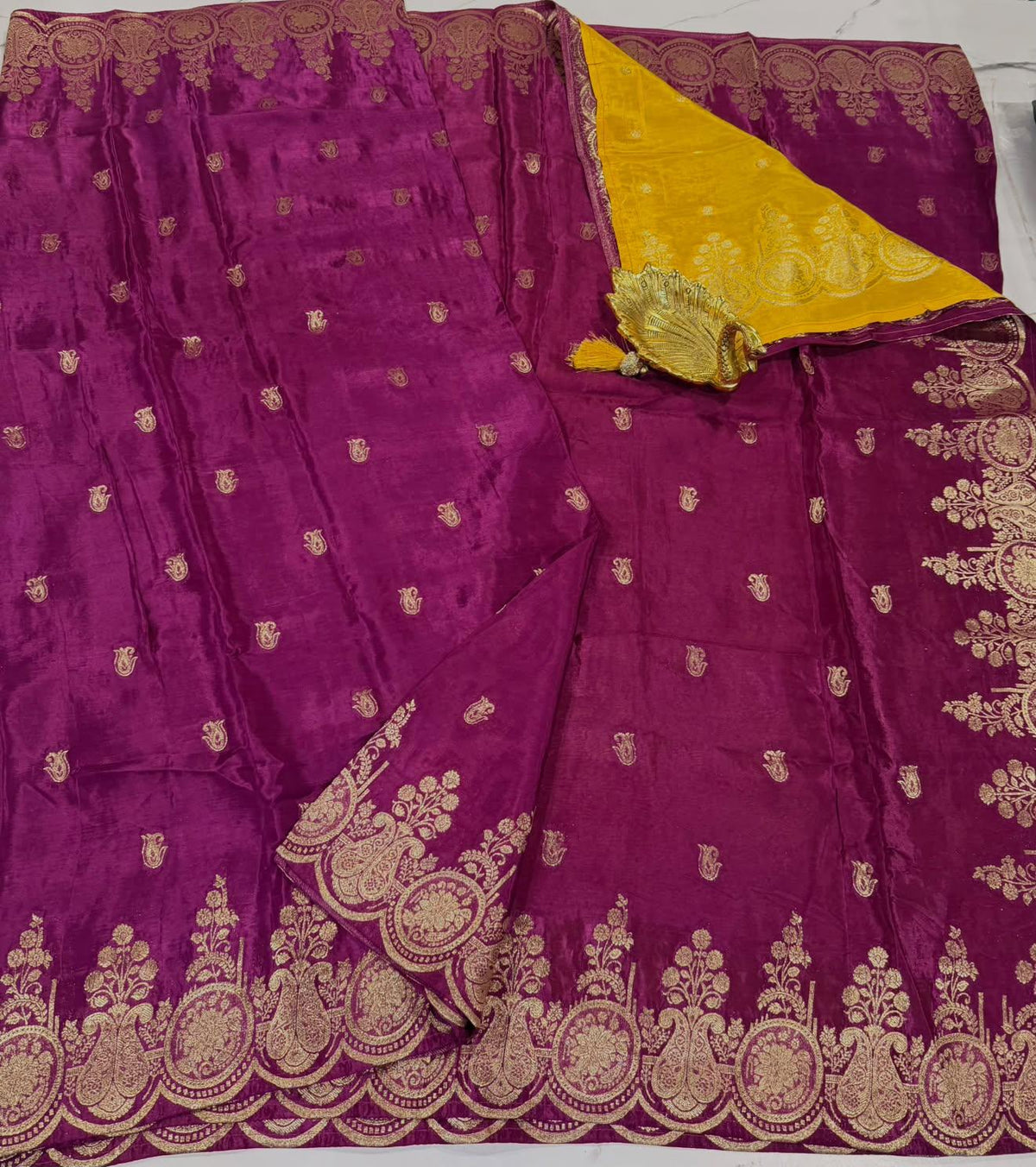 HS-2550 Wine colour Ho crepe saree