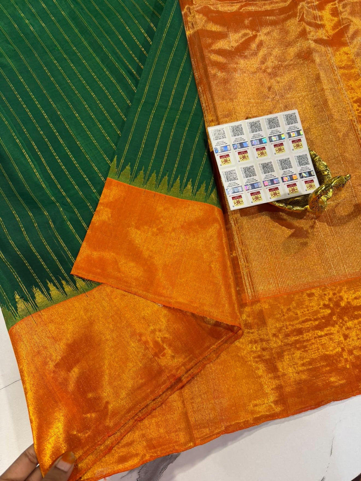 GA-14 Dark green n orange Pure silk handloom Gadwal borders sarees